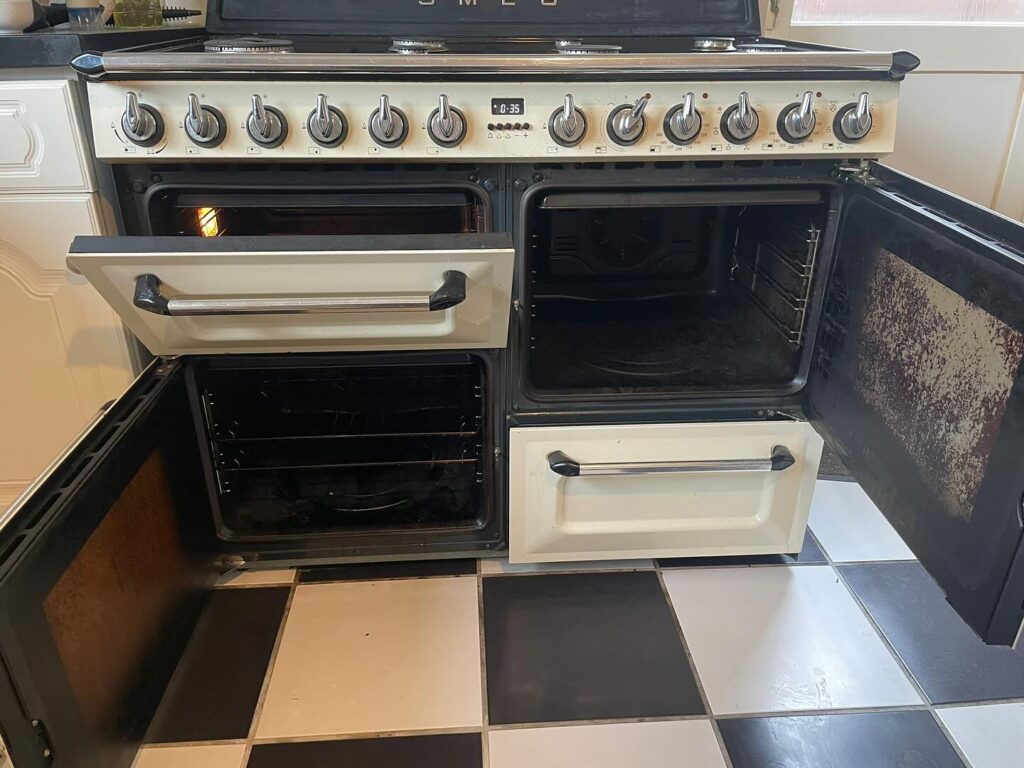 smeg-rangemaster-cooker-cleaning-cuffley-1