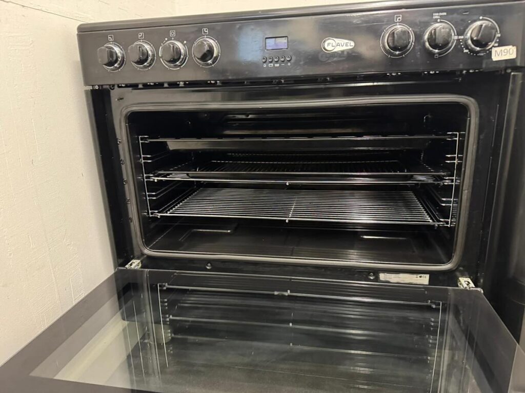 2-single-ovens-in-hoddesdon-2